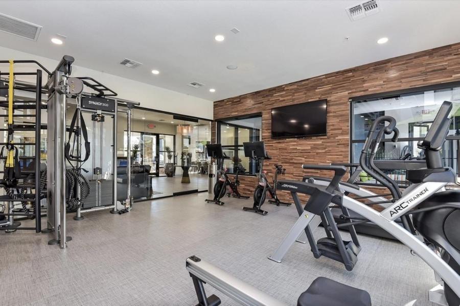 Ascent North Scottsdale Pool Gym Apartments Near Mayo And Scottsdale Quarter Bagian luar foto